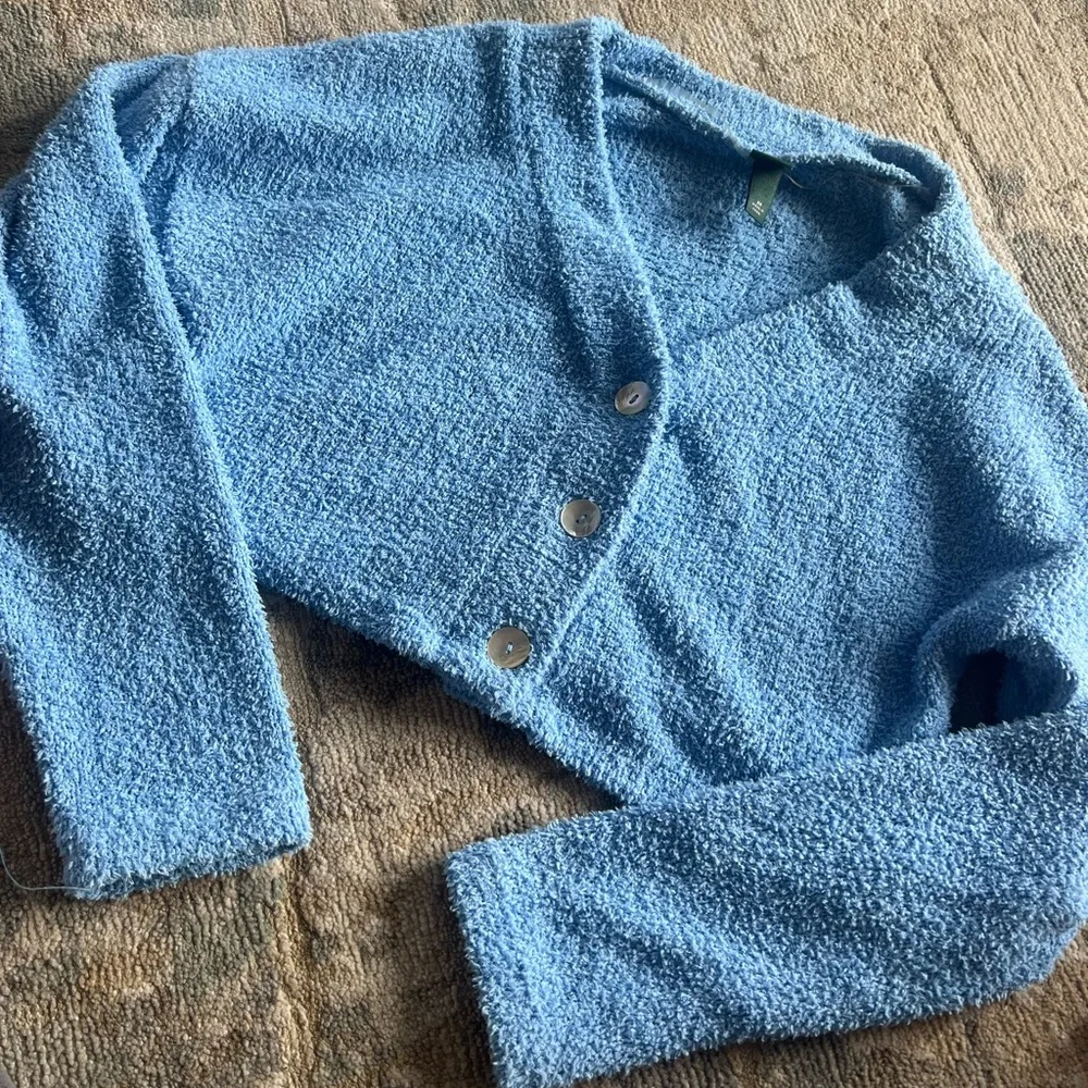 🖤Wild Fable Blue Fuzzy Cropped Sweater - Picture 2 of 3